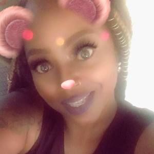 Meet your Posher, Vanessa